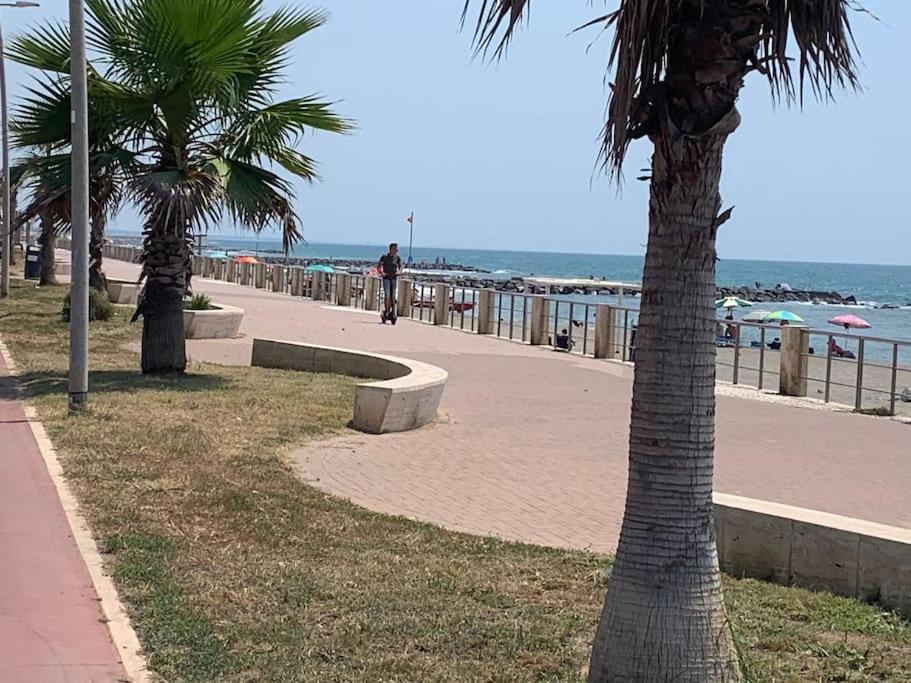 리도디오스티아 Bilocale A Due Passi Dal Porto E Dal Mare 아파트 외부 사진